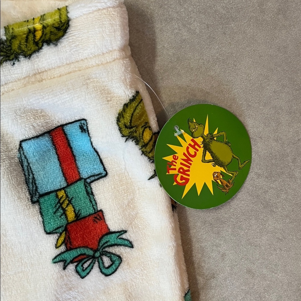 The Grinch fleece Pajama Pants Bottoms - NEW. large. Lounge in comfort & warmth - Picture 4 of 9